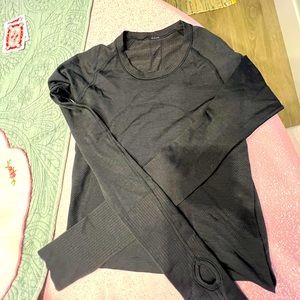 Lululemon Althetic Shirt